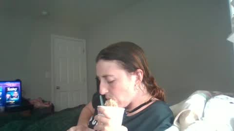 Snapshot of taylorslay chatting on 19, 6, 2026 taylorslay online show from 19, 6, 2026