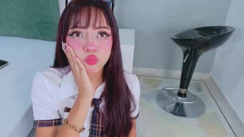 TAYLOR  online show from 17, 10, 2025