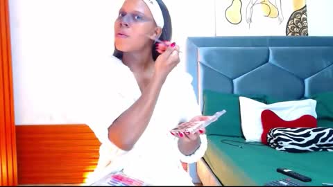 Tayra...  online show from 24, 10, 2025