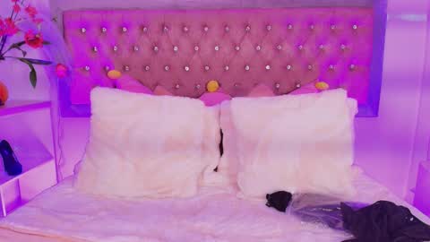 Snapshot of tayzon_foxxx chatting on 16, 10, 2025 Sofia online show from 16, 10, 2025