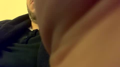 Snapshot of tbest1986 chatting on 12, 1, 2026 Tbest1986 online show from 12, 1, 2026