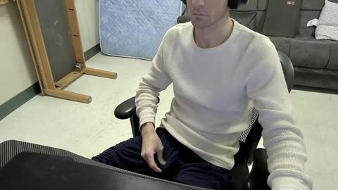 Snapshot of tbone_93 chatting on 21, 12, 2024 Tbone online show from 21, 12, 2024