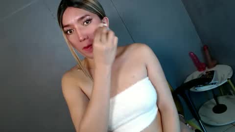 ellaine online show from 3, 2, 2025