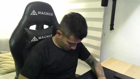 DYNAMITE DUO69 online show from 16, 4, 2026