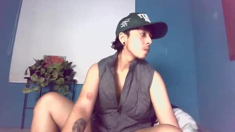 Snapshot of teamnicoftm chatting on 13, 10, 2025 nico online show from 13, 10, 2025