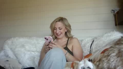 Snapshot of teasemechanic69_420 chatting on 8, 10, 2025 teasemechanic69_420 online show from 8, 10, 2025