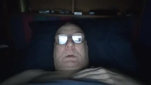 Mark online show from 21, 10, 2025