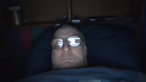 Mark online show from 25, 10, 2025