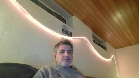 Peter online show from 8, 2, 2025