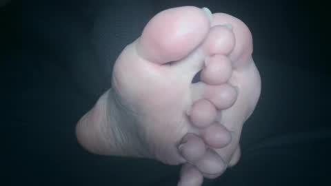 Viv West online show from 7, 12, 2024