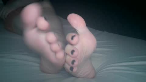 Viv West online show from 28, 10, 2025