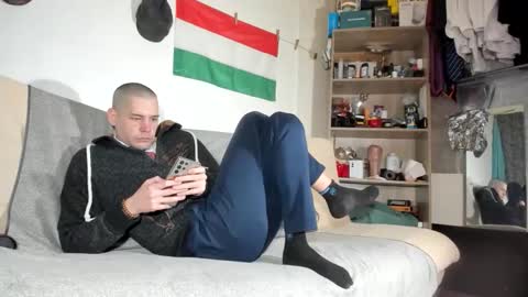 Virg Lszl online show from 2, 2, 2026