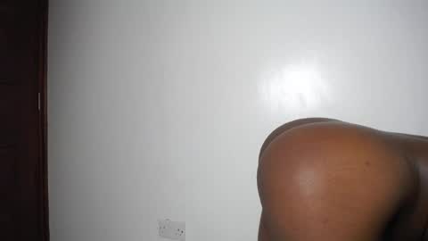 Snapshot of tempting_tiah chatting on 16, 7, 2026 tiah online show from 16, 7, 2026