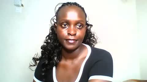 Snapshot of temptress69_tori chatting on 4, 7, 2026 Tori online show from 4, 7, 2026