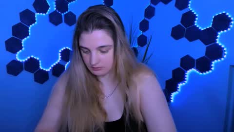 Snapshot of tender_louise chatting on 26, 2, 2026 ur Louise online show from 26, 2, 2026