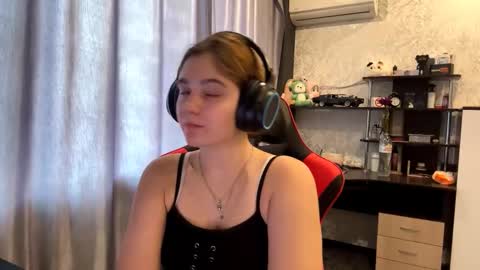 Snapshot of tenishamilin chatting on 9, 9, 2025 Mira Manson online show from 9, 9, 2025