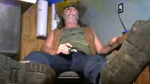 Snapshot of tennredneck chatting on 23, 11, 2025 Tennredneck online show from 23, 11, 2025