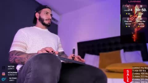 Teo Ferrer online show from 14, 10, 2025