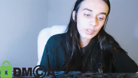 Lisa online show from 14, 12, 2025