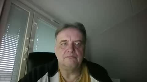 Snapshot of tero007 chatting on 28, 11, 2025 tero007 online show from 28, 11, 2025