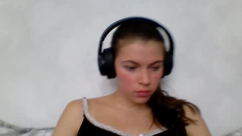 Anny Simpson online show from 15, 9, 2025