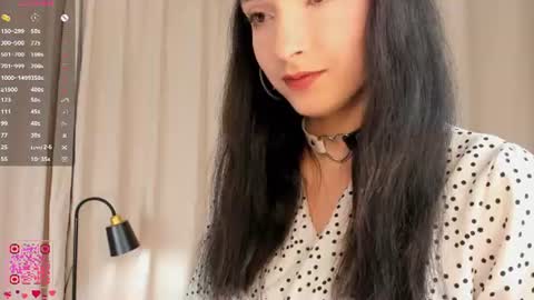 Caroline online show from 30, 6, 2026