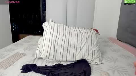 Snapshot of tessa_evanss chatting on 17, 7, 2026 Tessa online show from 17, 7, 2026