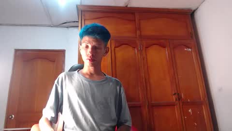 tessachains online show from 10, 2, 2026