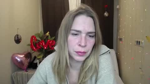 Snapshot of tessadaybreak chatting on 15, 2, 2025 tessadaybreak online show from 15, 2, 2025