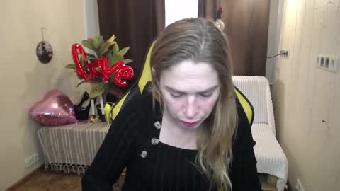 Snapshot of tessadaybreak chatting on 22, 2, 2025 tessadaybreak online show from 22, 2, 2025