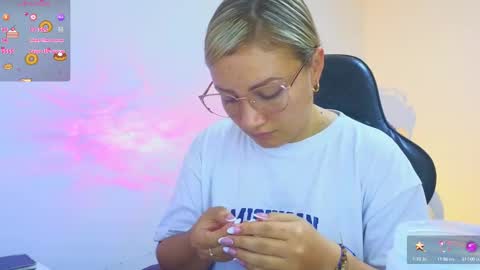 Tessy online show from 19, 9, 2025