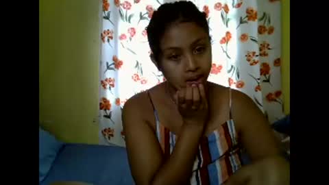 Snapshot of tessmia chatting on 13, 4, 2026 tessmia online show from 13, 4, 2026