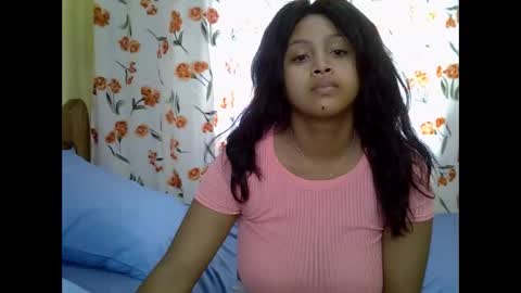 Snapshot of tessmia chatting on 17, 4, 2026 tessmia online show from 17, 4, 2026