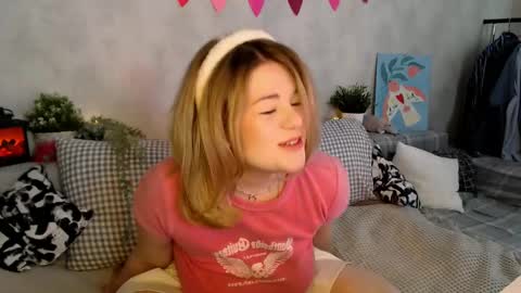 TESSA online show from 12, 2, 2025