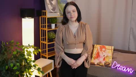 Snapshot of tesssmylie chatting on 19, 10, 2025 Alice online show from 19, 10, 2025