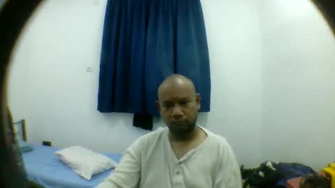 yours online show from 25, 10, 2025