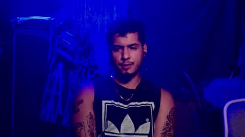 Milo online show from 17, 12, 2024