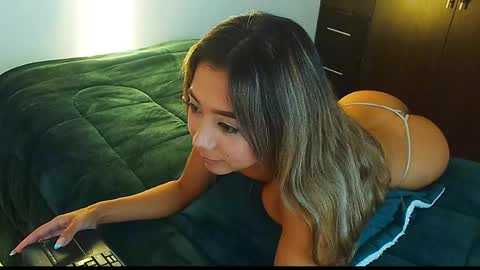 texas_curvykitten online show from 23, 5, 2026