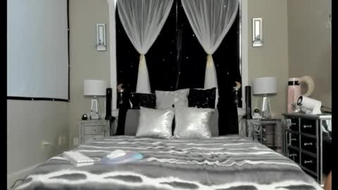 peachy online show from 13, 12, 2025