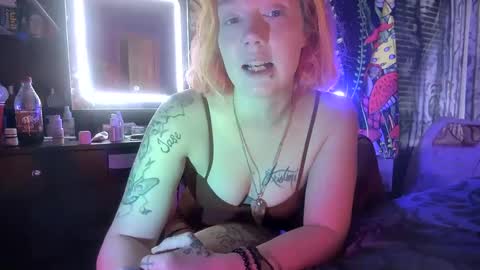 TEXASGIRLLLL online show from 16, 9, 2025