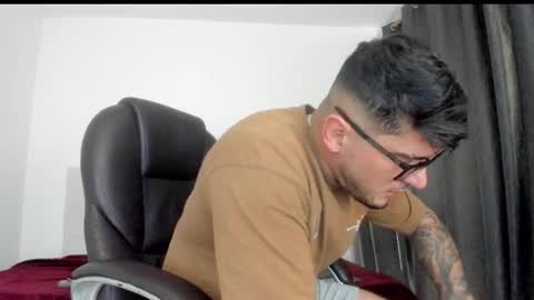 Snapshot of teylor_creed chatting on 15, 11, 2025 teylor creed online show from 15, 11, 2025