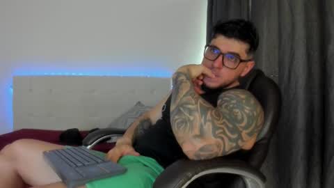 Snapshot of teylor_creed chatting on 21, 2, 2026 teylor creed online show from 21, 2, 2026