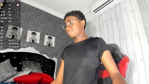 teylor_lovee online show from 8, 3, 2026