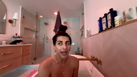 babygirlmami online show from 10, 2, 2026