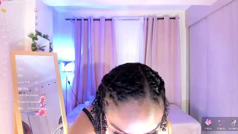 Snapshot of thais_dreams chatting on 11, 3, 2025 Thais online show from 11, 3, 2025