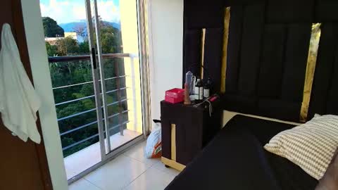 T H A I S  online show from 29, 3, 2026