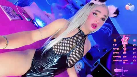 Snapshot of thalia_gil21 chatting on 9, 9, 2025 Thalia Girl online show from 9, 9, 2025