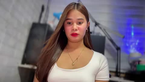 Snapshot of thalia_houston69 chatting on 9, 12, 2024 Ms. Thalia online show from 9, 12, 2024