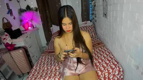 Snapshot of thalia_houston69 chatting on 6, 3, 2025 Ms. Thalia online show from 6, 3, 2025