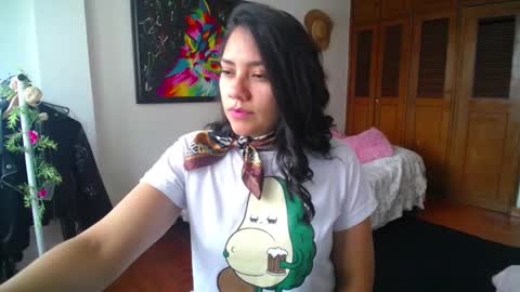 Snapshot of thaliacooper chatting on 7, 12, 2024 online show from 7, 12, 2024